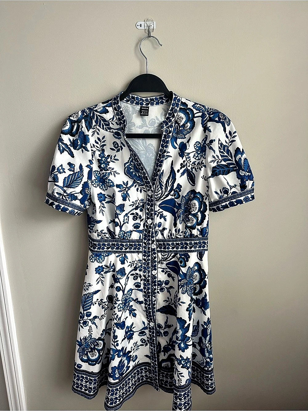 SHEIN Floral Mini Dress in Blue & White Size XS (2) Like New